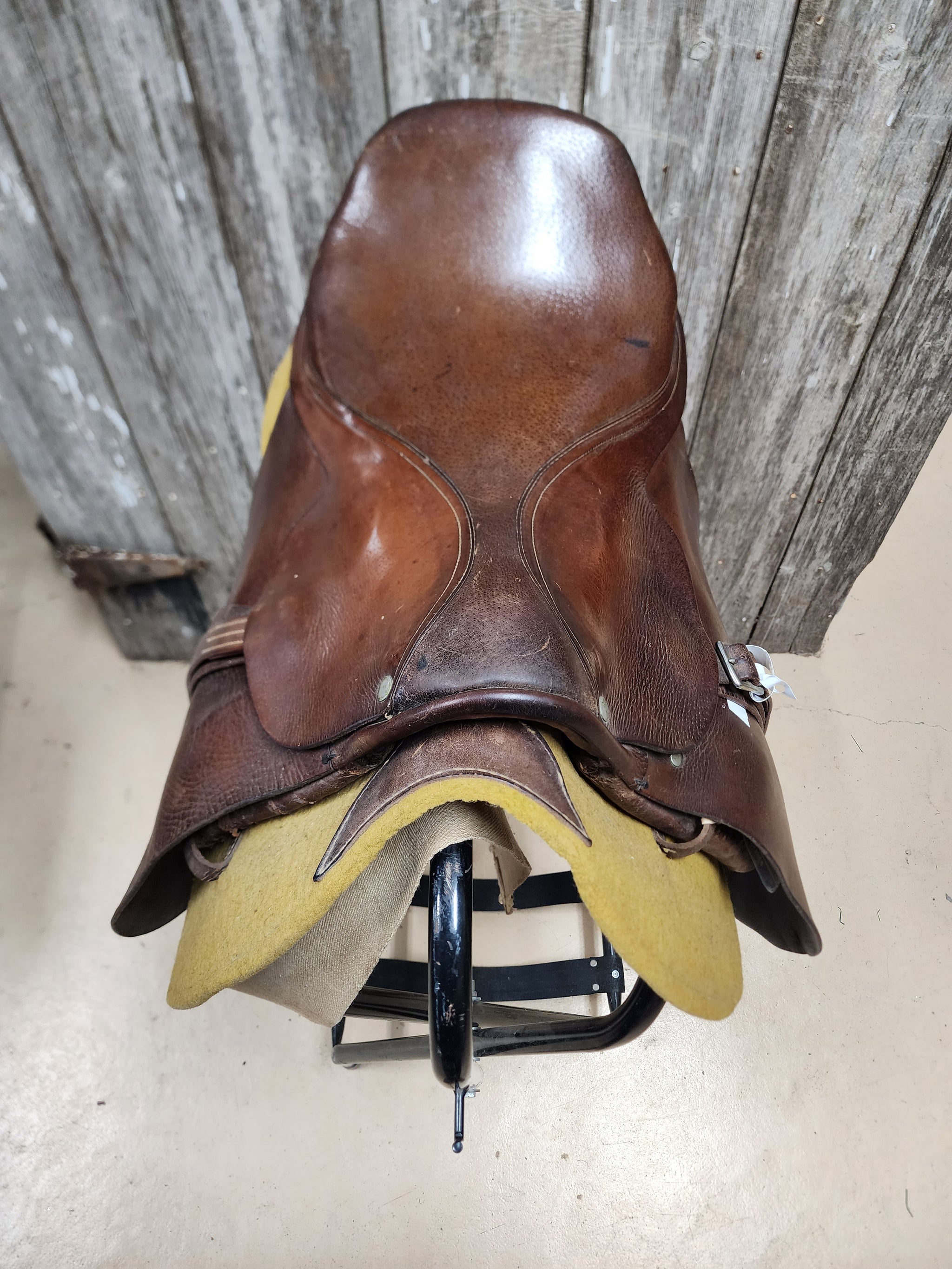 Used English Saddle (22-934) – Bronco Billy's