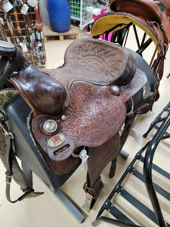 23960 Used Western Saddle