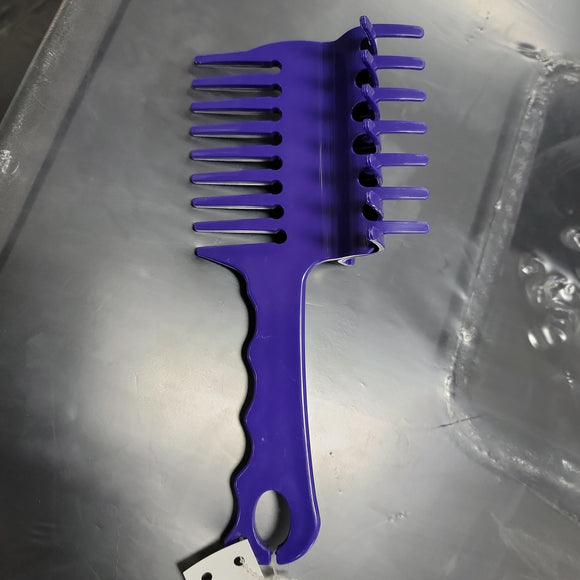 Braiding comb